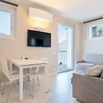 Apartment La Roseta