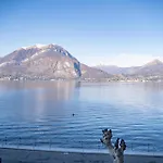La Roseta Daire Varenna