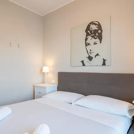 La Roseta Apartment Varenna