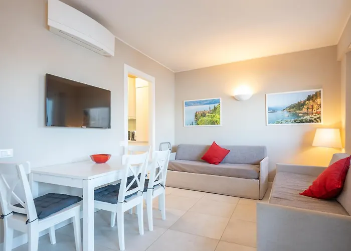 La Roseta Apartment Varenna